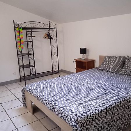 Ferienwohnung Le Chauvinois Chauvigny Exterior foto
